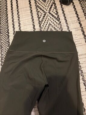 Lululemon High-Rise olive green Leggings